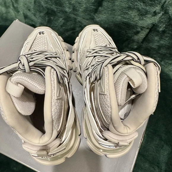 Balenciaga Track Hike Women's BEIGE - Picture 4 of 6